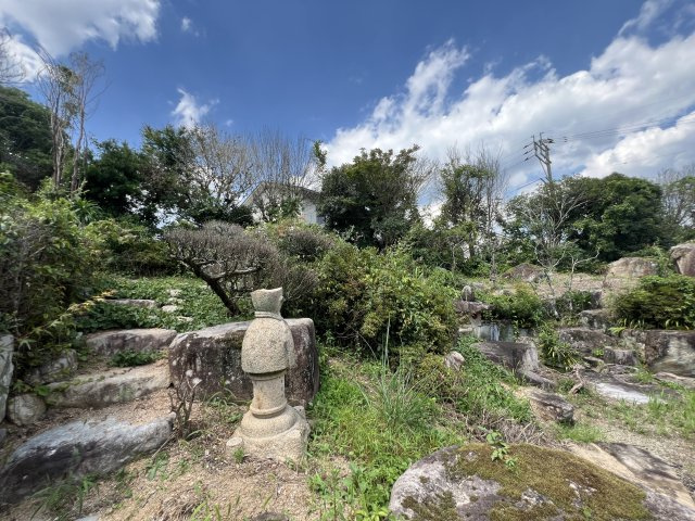津山市上横野　中古住宅　平屋　5LDKの庭