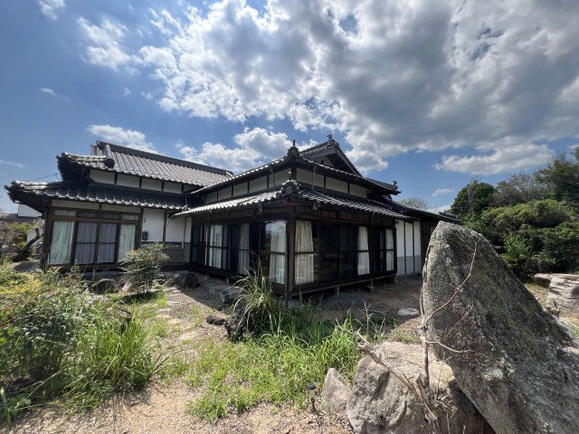 津山市上横野　中古住宅　平屋　5LDKの外観