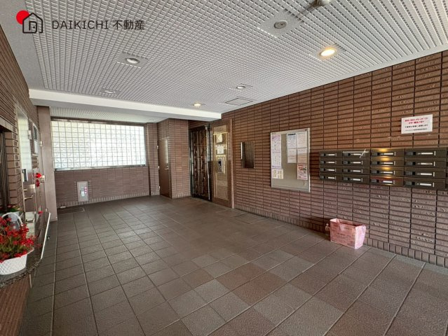 【エントランス】 | グランドヒルズ福徳壱番館