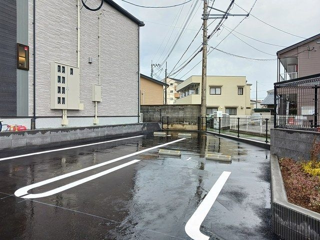 ヘイズグラスの駐車場