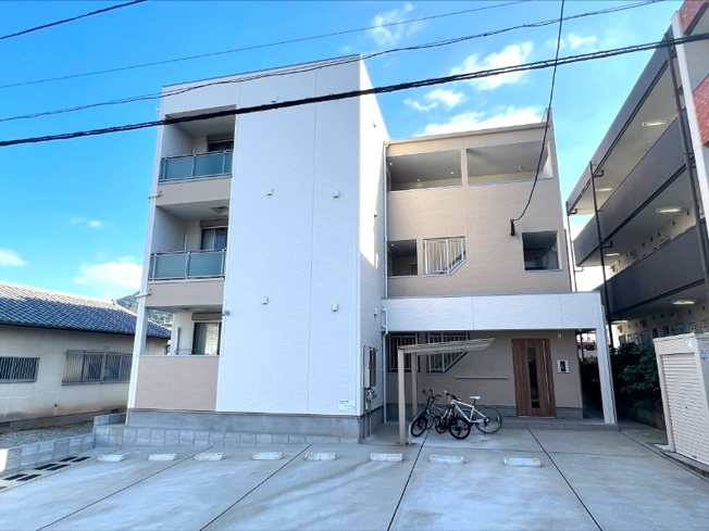 【外観】 | 仲介手数料割引物件！HPに初期費用掲載！「プライスホーム」で検索！REGALEST香椎