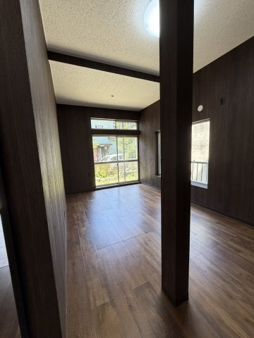 【 売主 】藤沢市大鋸3丁目　戸建の洋室|1階
