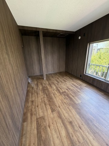 【 売主 】藤沢市大鋸3丁目　戸建の洋室|2階7.5帖
