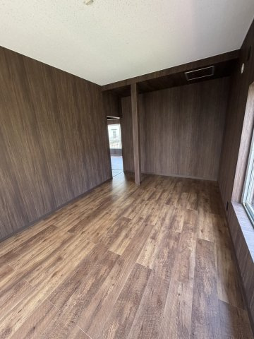 【 売主 】藤沢市大鋸3丁目　戸建の洋室|2階7.5帖