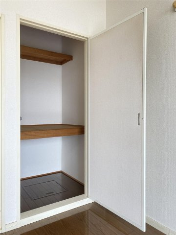 グランデル黒髪の収納