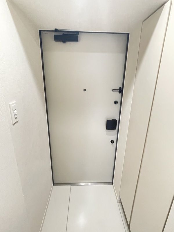 ディアレイシャス赤羽の玄関