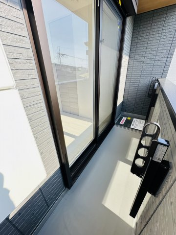 【バルコニー】コクーニア