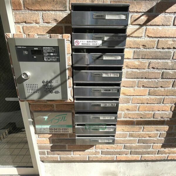 リード板橋区役所前のエントランス
