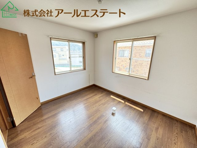 姫路市保城　　JR「野里駅」徒歩17分の洋室