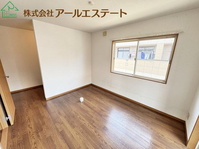 姫路市保城　　JR「野里駅」徒歩17分の洋室