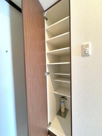 スカイコート池袋西壱番館の収納