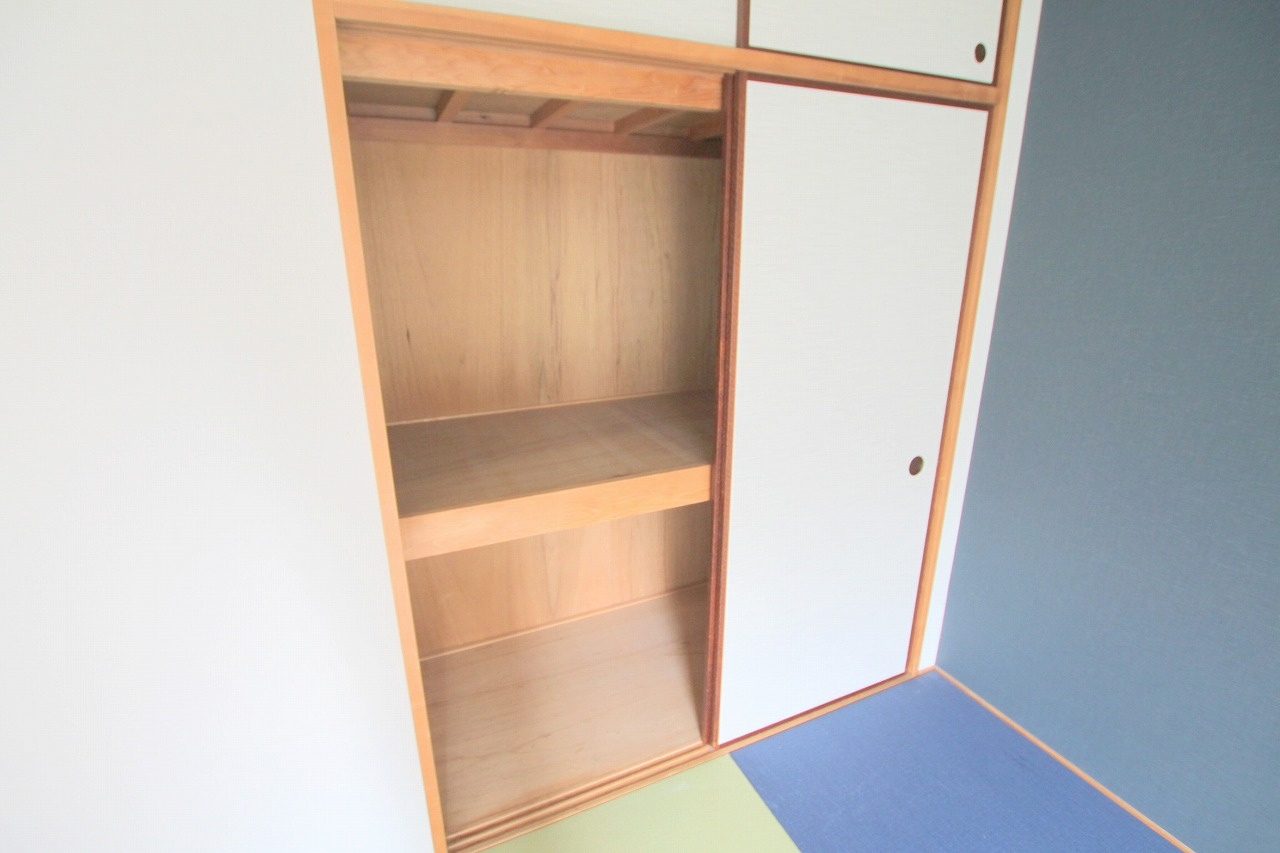 エミール東野の収納