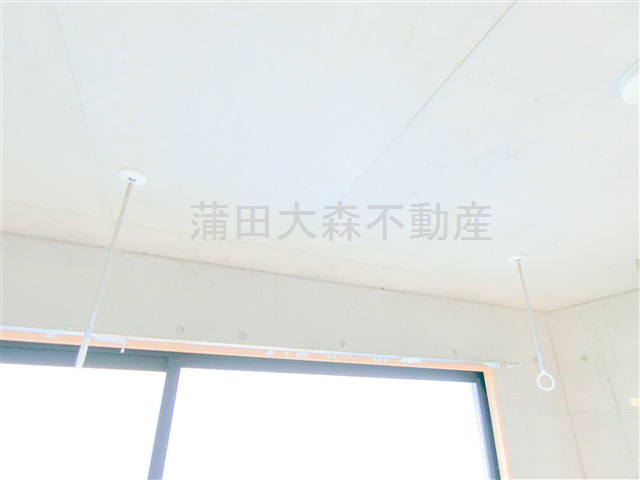 THE CUBEの設備|室内物干し金具！