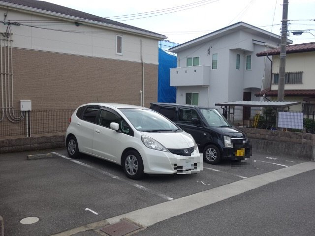 ネーブルソフィア藤江の駐車場