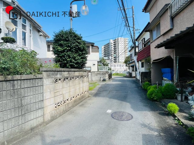 【前面道路含む現地写真】 | 坂戸市日の出町　中古戸建