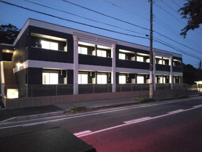 【外観】 | タスカータソルテⅢ | 外観写真（夜）