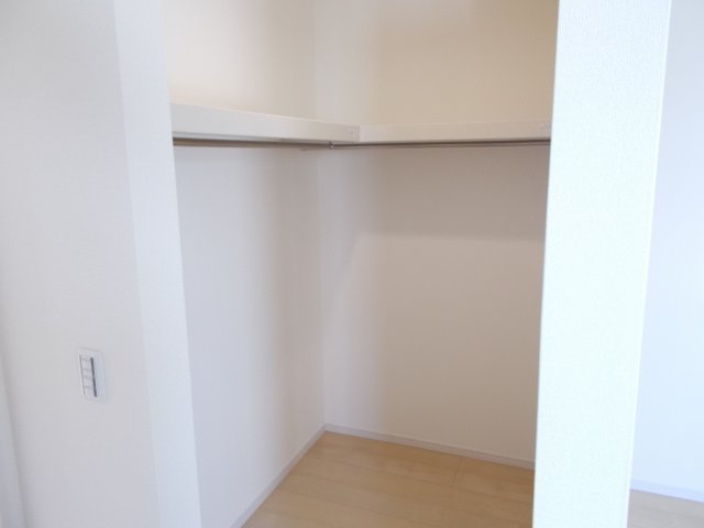 リーブルガーデンS第18渋川金井　7号棟の収納|【イメージ写真】２階洋室1収納です。
ウォークインクローゼット1です！人が入れる程の広さです。