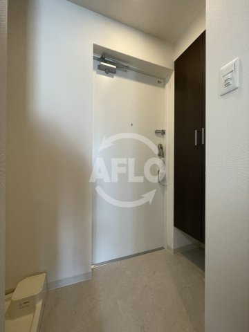 フォーリアライズ福島WESTの玄関|フォーリアライズ福島WEST　玄関