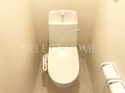 【トイレ】 | Ｒｉｖｅｒａｉｎ中央 | 清潔感のあるトイレです
