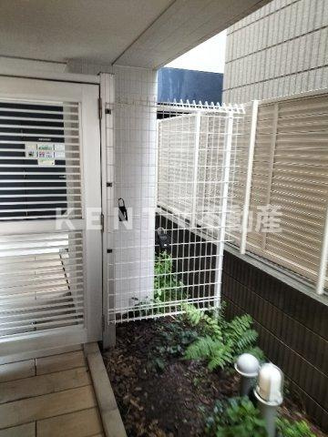 【エントランス】 | B CITY APARTMENT SHINAGAWA WEST | 毎日通るエントランスはこのようになっています