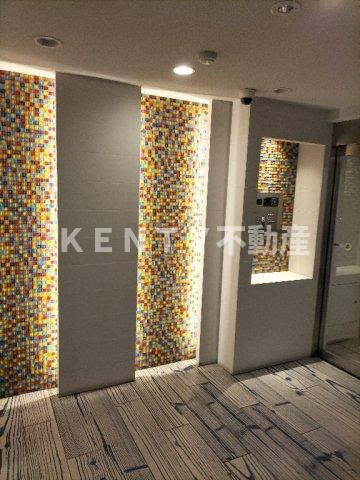 【エントランス】 | B CITY APARTMENT SHINAGAWA WEST | ゆとりのあるエントランスです