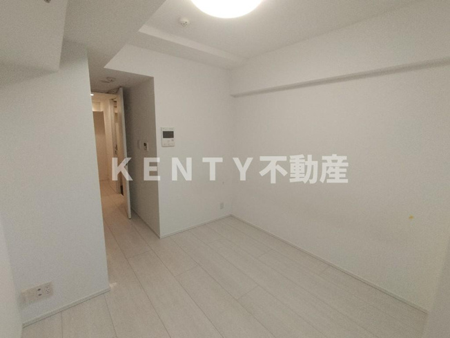 【寝室】 | B CITY APARTMENT SHINAGAWA WEST | 使い勝手のいい寝室です