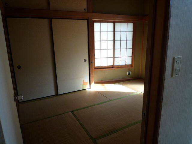 金杉７丁目貸家の寝室