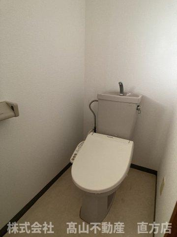 直方市須崎町の賃貸マンションのトイレ