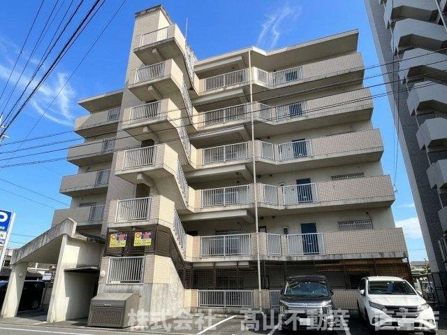 直方市須崎町の賃貸マンションの外観
