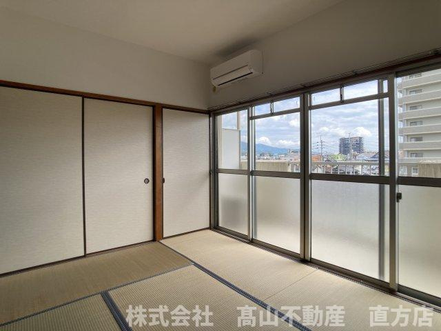 直方市須崎町の賃貸マンションの和室