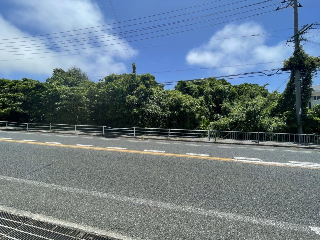 売地●読谷村波平116坪の外観