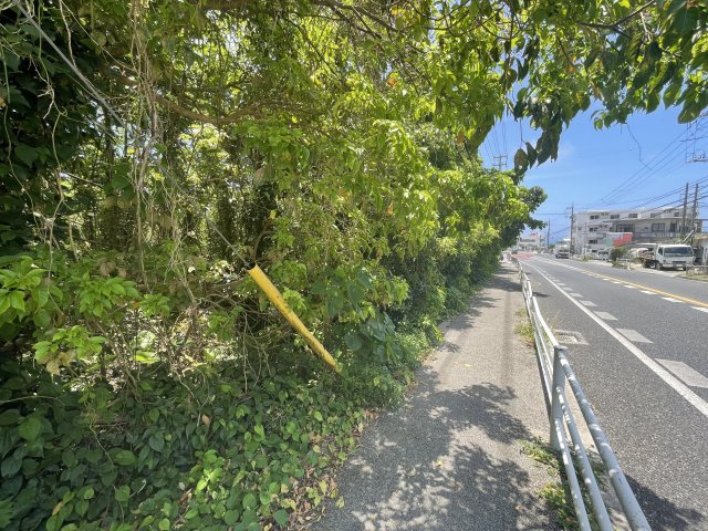 売地●読谷村波平116坪の外観