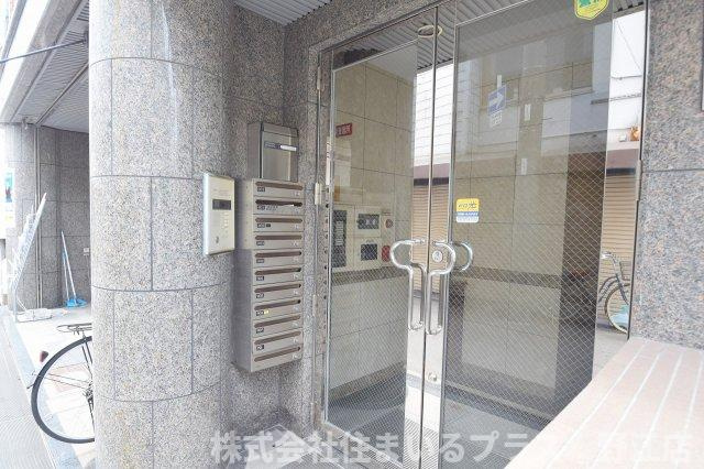 アメニティ関目のエントランス
