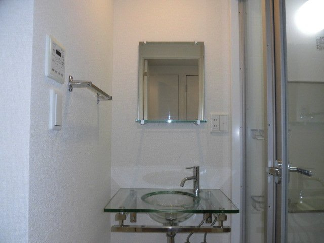 大阪市中央区安堂寺町２丁目の賃貸マンションの洗面所