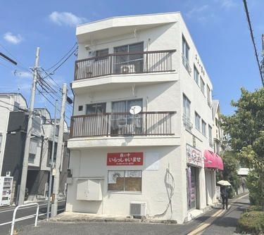 ニュー横井の外観