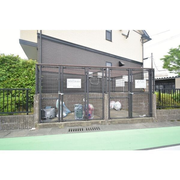 セジュール清原のエントランス