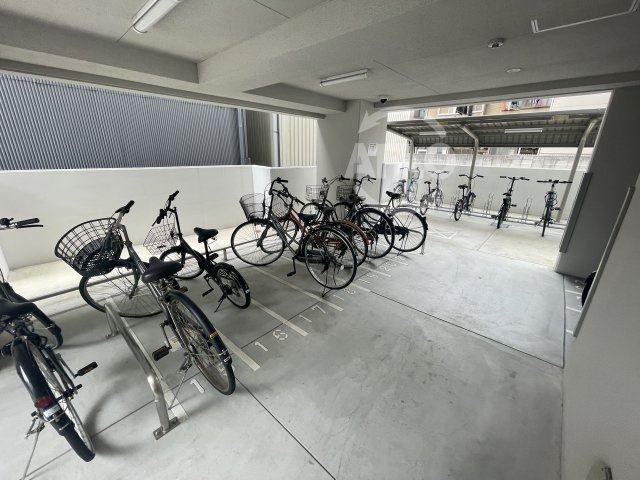 エスカーサ大阪WEST九条駅前のその他共用部分|エスカーサ大阪WEST九条駅前　駐輪場