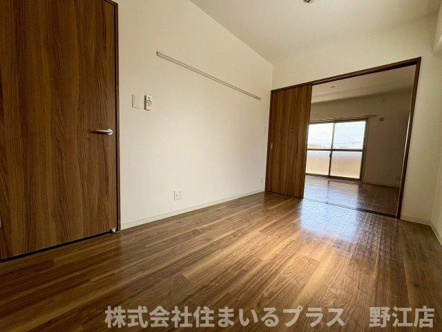 Grand-Place京橋の洋室
