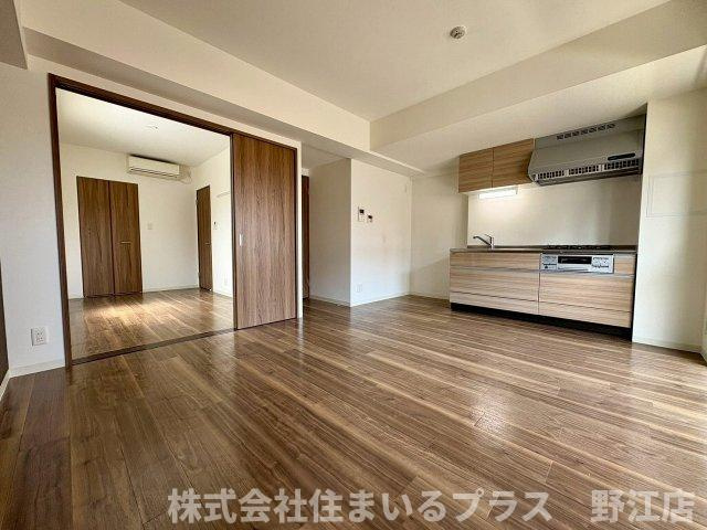Grand-Place京橋の居間・リビング