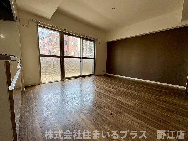 Grand-Place京橋の居間・リビング