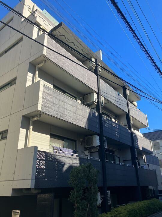 Ｄ．Ｌｕｓｓｏ小石川