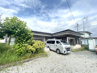 【外観】 | 北秋田市脇神字平崎上岱114・中古住宅☆リフォーム中☆