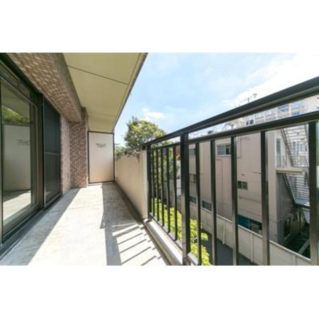 ヴェルデ武蔵野のバルコニー|※写真は同タイプ住戸です。