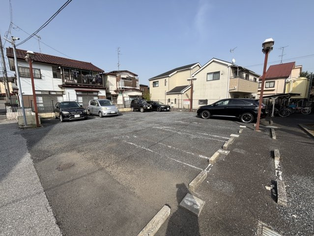 第二アーバンパルム柏の駐車場