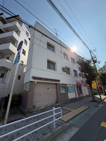 ミダ六マンションの外観