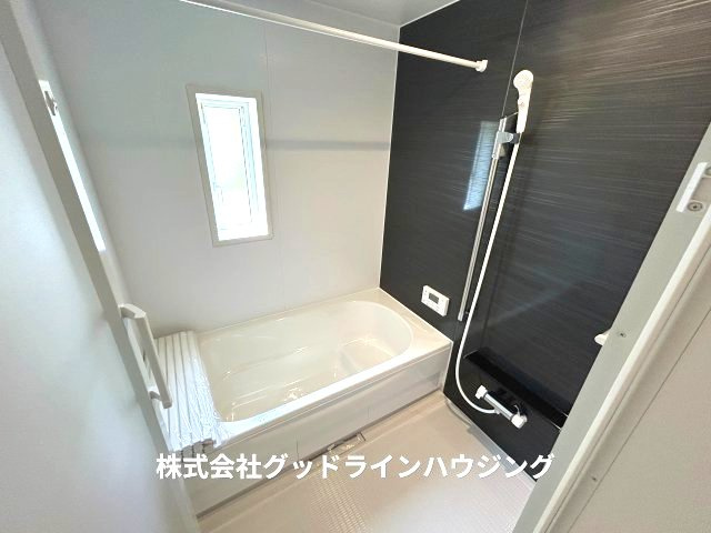 三木市志染町広野第６の浴室