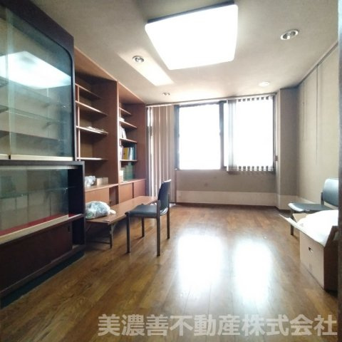 ６７２５６　岐阜市徹明通１丁目事業用(住居付店舗)のその他