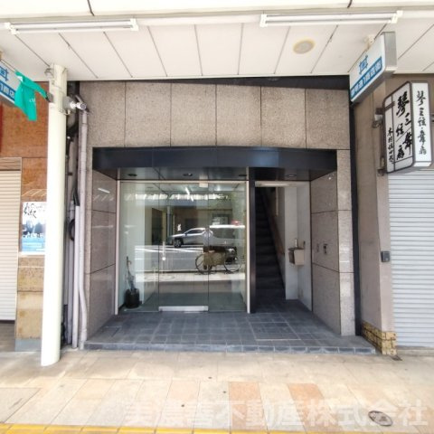 ６７２５６　岐阜市徹明通１丁目事業用(住居付店舗)の外観