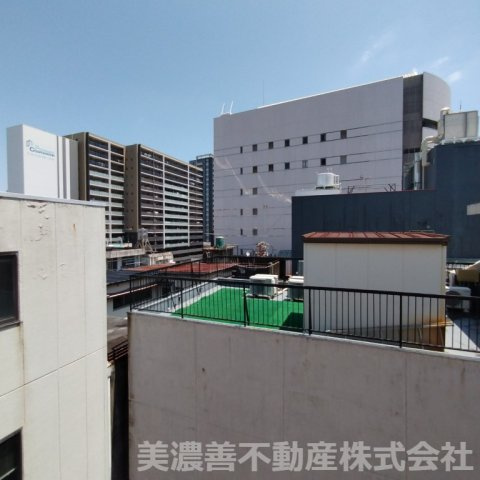 ６７２５６　岐阜市徹明通１丁目事業用(住居付店舗)の展望