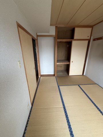 青梅ガーデンヒルズⅡの和室|フローリングだけでなく、和室もあります